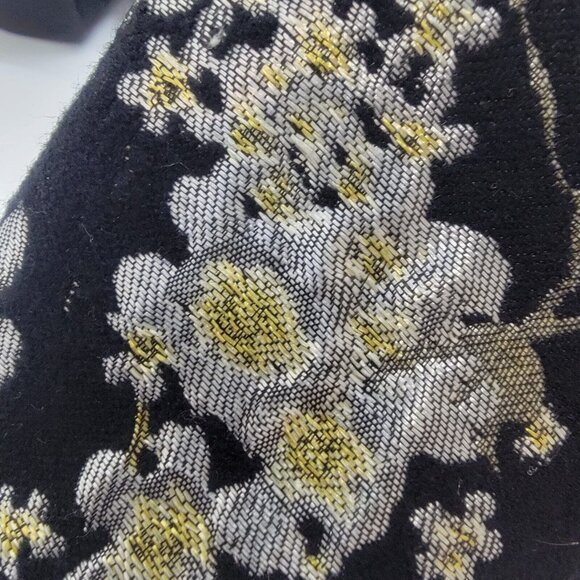 ✨✨✨Ann Klein 7 Women's Gorgia Chelsea bootie boots Black Silver floral roses New - Picture 9 of 9